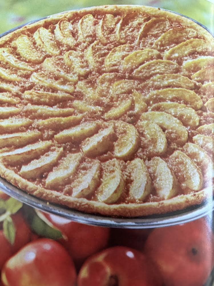 Apple Pizza Pie