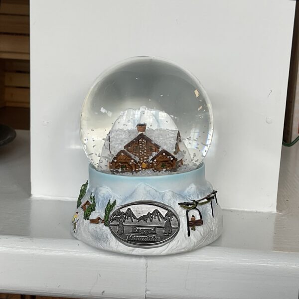 Ragged Mountain Lodge Snow Globe